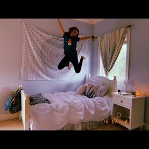 Meet your Posher, Bella